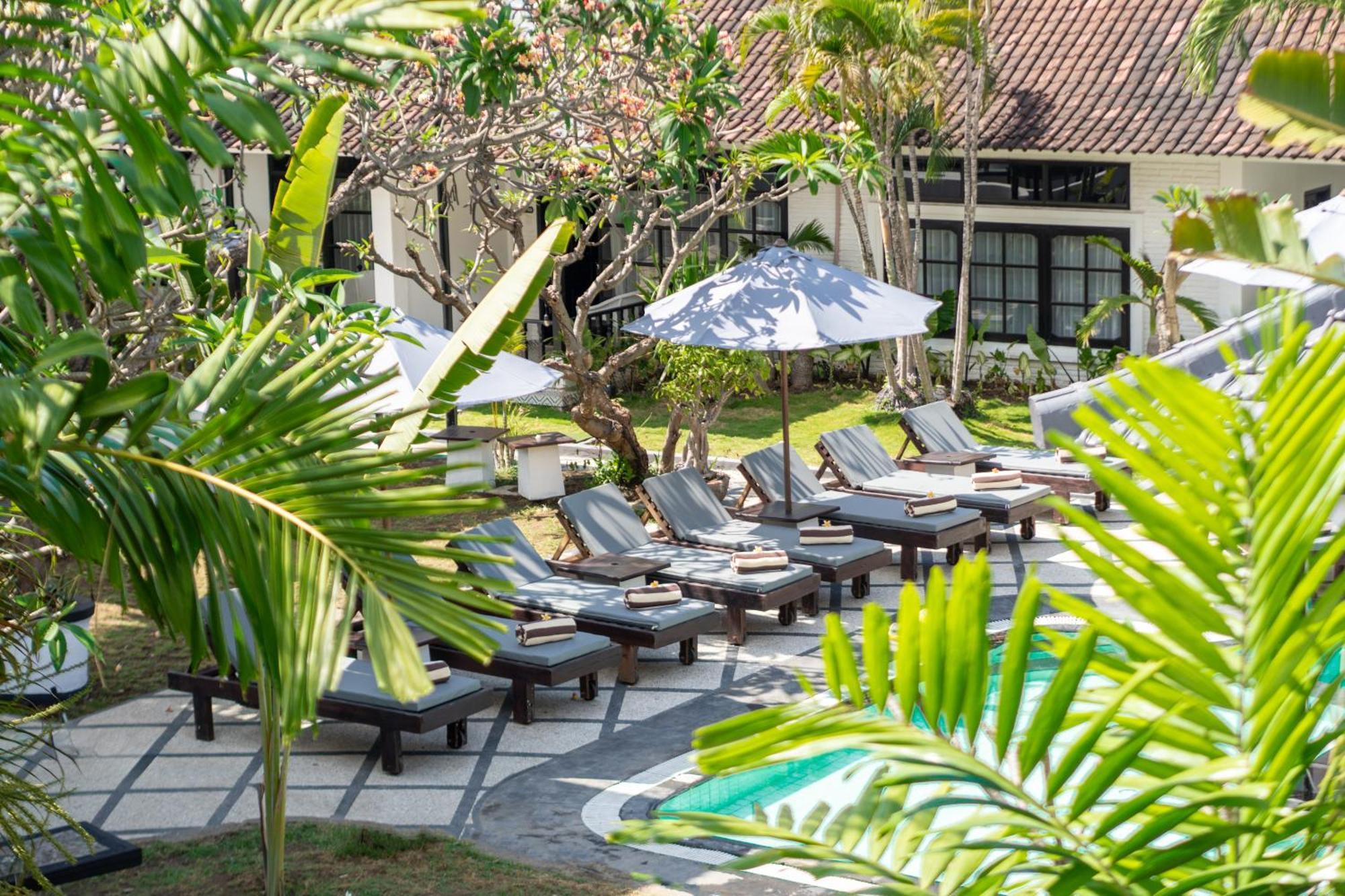 Casa Wina Kuta Hotel Kuta  Ngoại thất bức ảnh