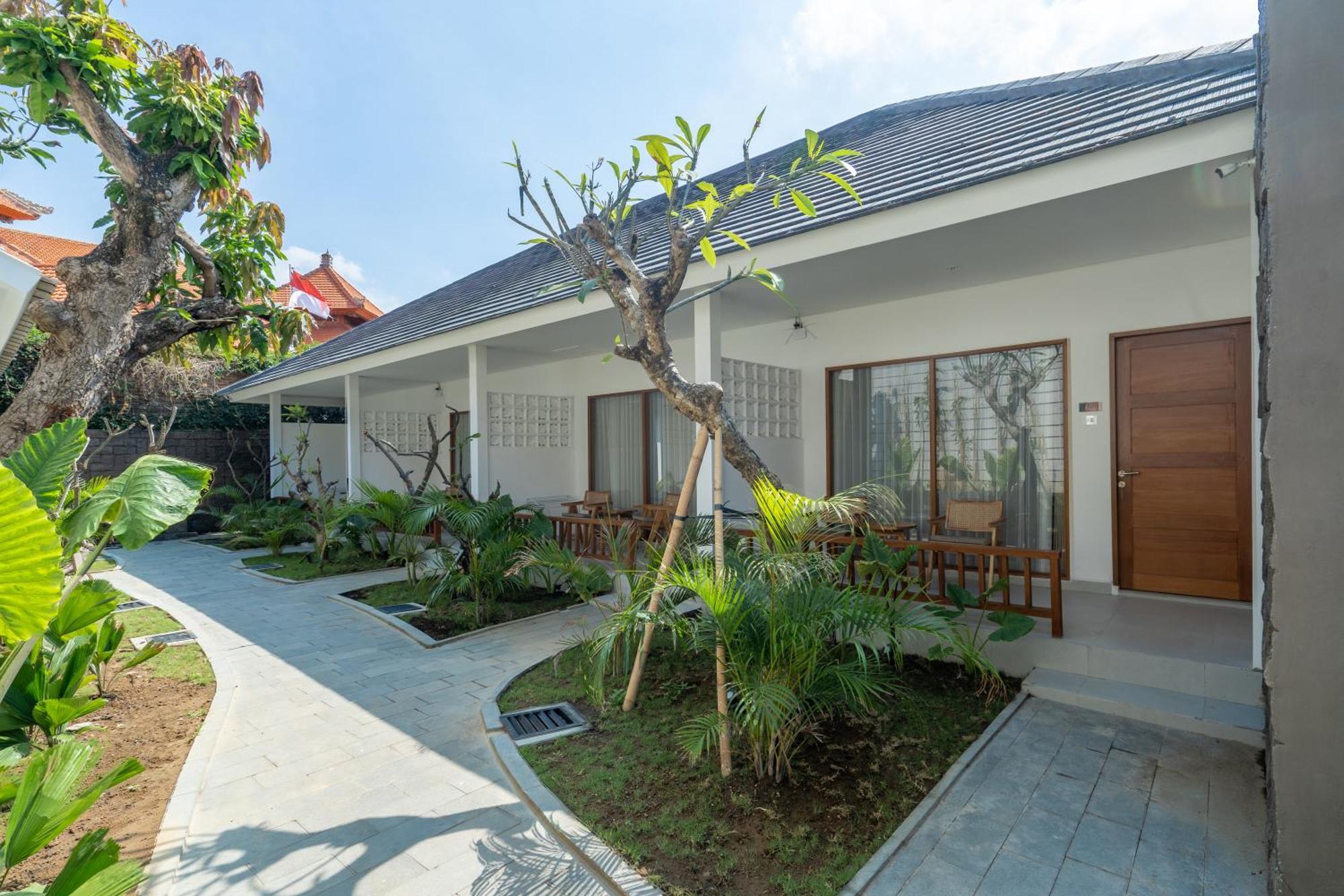 Casa Wina Kuta Hotel Kuta  Ngoại thất bức ảnh